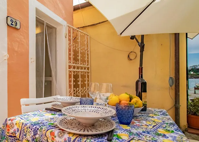 La Spiaggetta Apartament Porto Azzurro