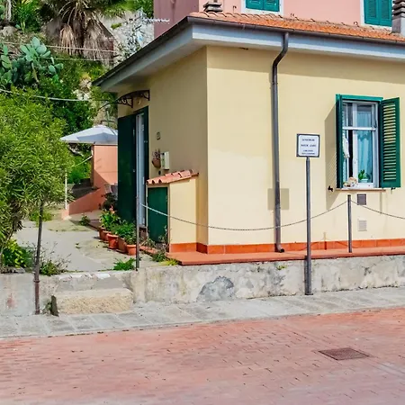 Апартаменты La Spiaggetta